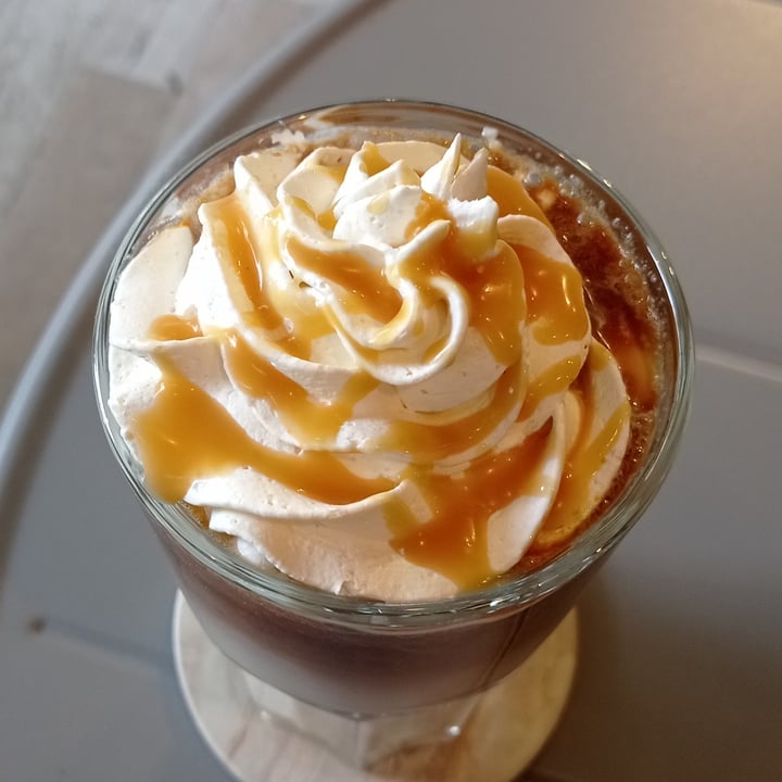 photo of I Quit - Café & Bakery Frappe Caramel shared by @aerin on  10 Dec 2023 - review