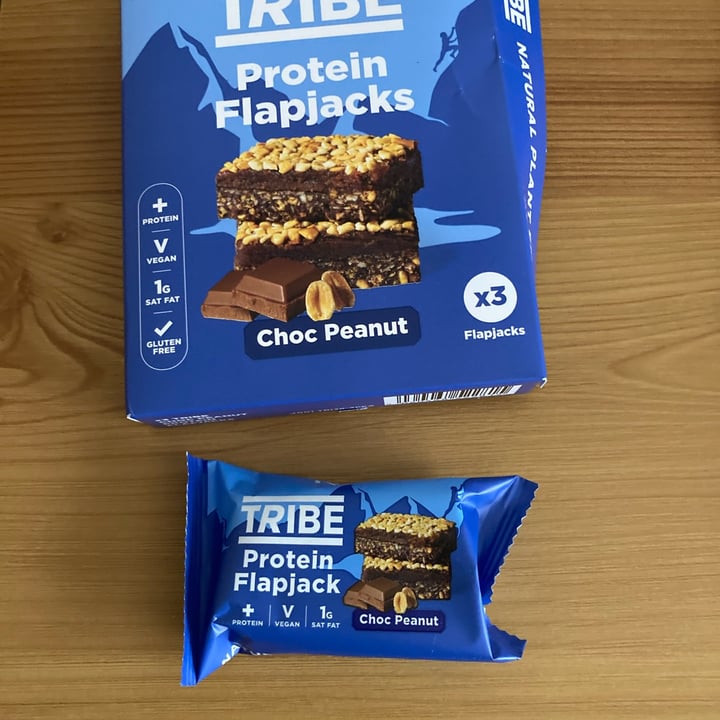 photo of TRIBE Protein Flapjack Choc peanut shared by @mictheotterspotter on  26 Aug 2024 - review