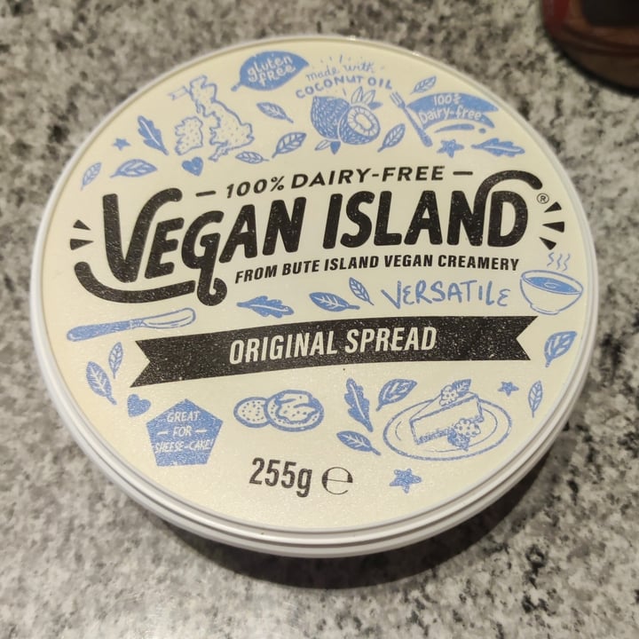 photo of Vegan island Dairy Free Spread Original shared by @user123987 on  02 Sep 2023 - review