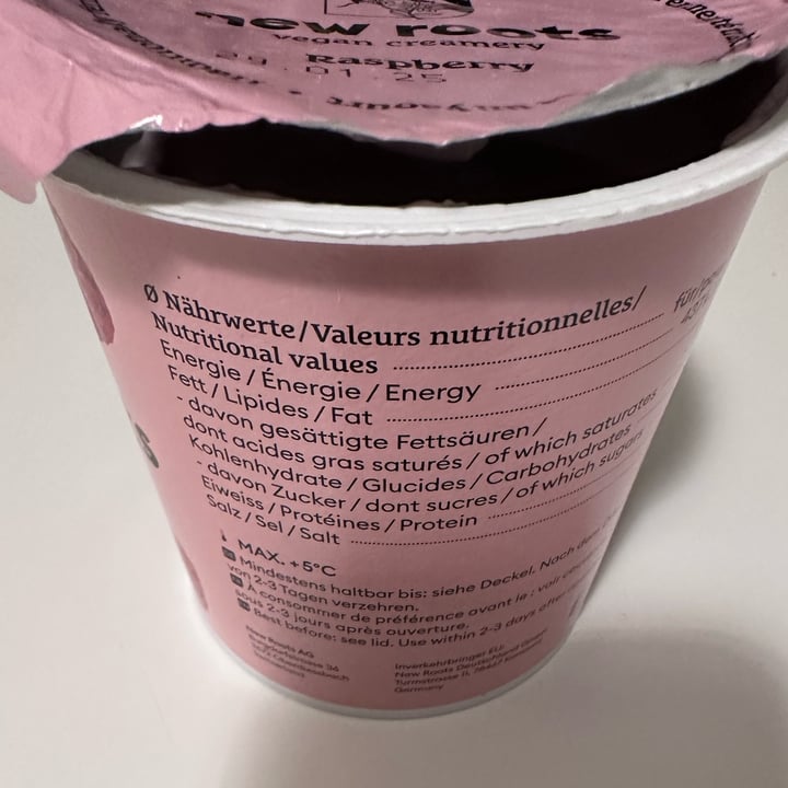photo of New Roots yogurt lamponi shared by @babette on  20 Jan 2025 - review