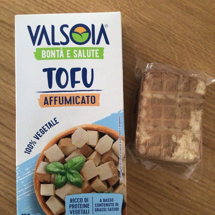 photo of Valsoia tofu affumicato shared by @annapaola on  20 Jul 2025 - review