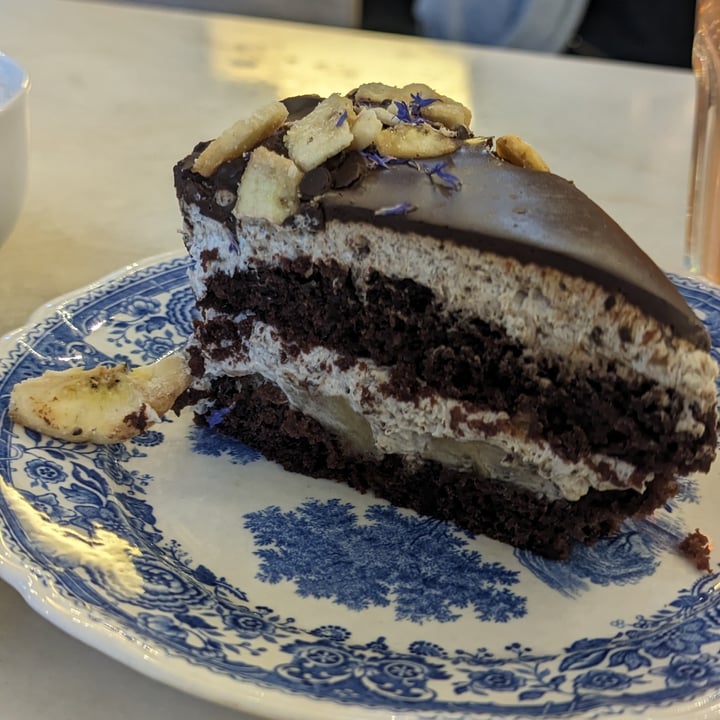 photo of Café Rotkehlchen Bananen Schokoladen Torte shared by @franzepam on  11 Feb 2024 - review