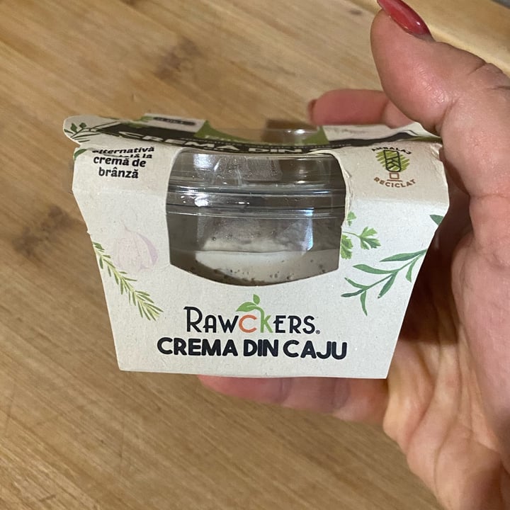 photo of Rawckers Cremă din caju cu verdețuri shared by @glendaluise on  10 May 2024 - review