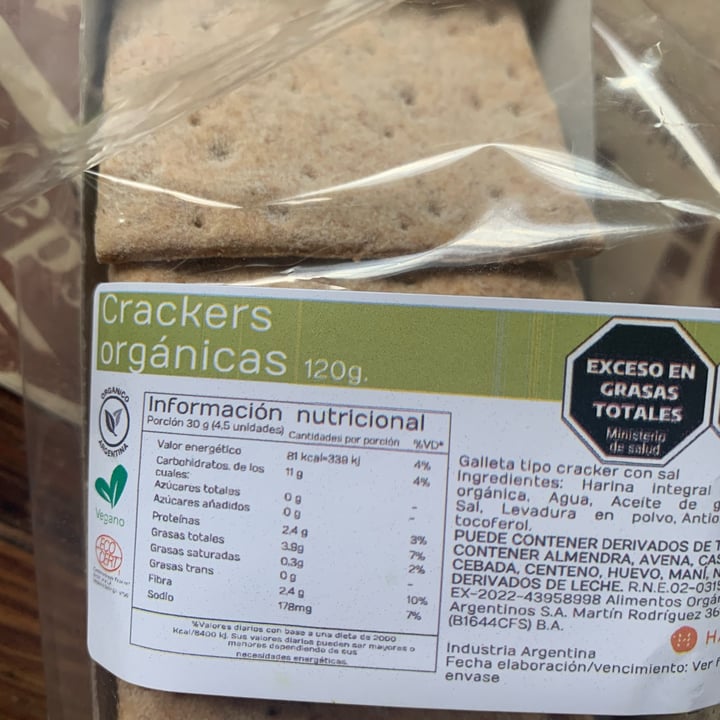 photo of Hausbrot Crackers Veganas shared by @lurethemwithfood on  18 May 2024 - review