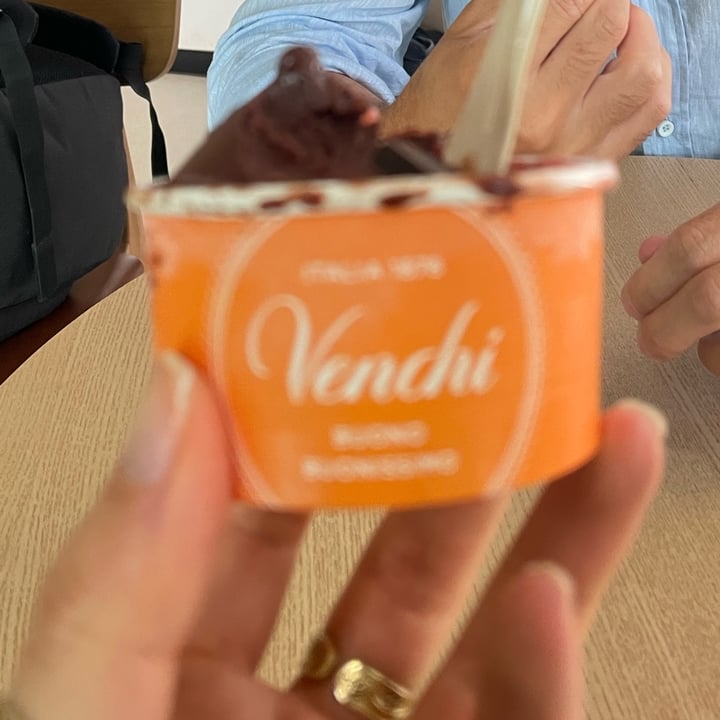 photo of Venchi Cioccolato & Gelato Malpensa, T1B Gelato shared by @vegaya on  06 Jun 2024 - review