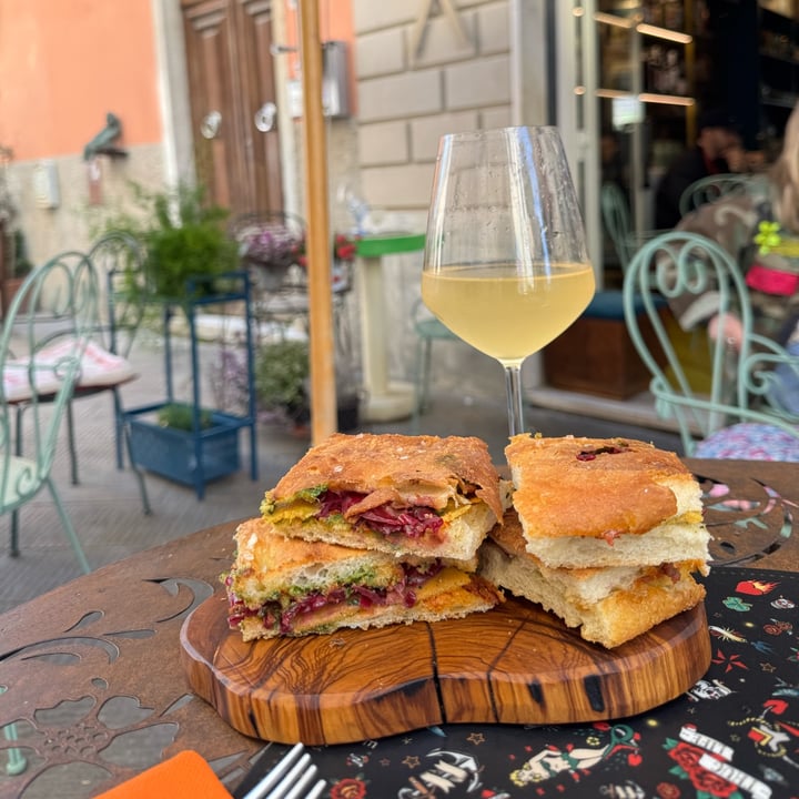 photo of Amasia Sustainable Living Focaccia Stile Amasia shared by @therealnoccio on  26 Apr 2025 - review