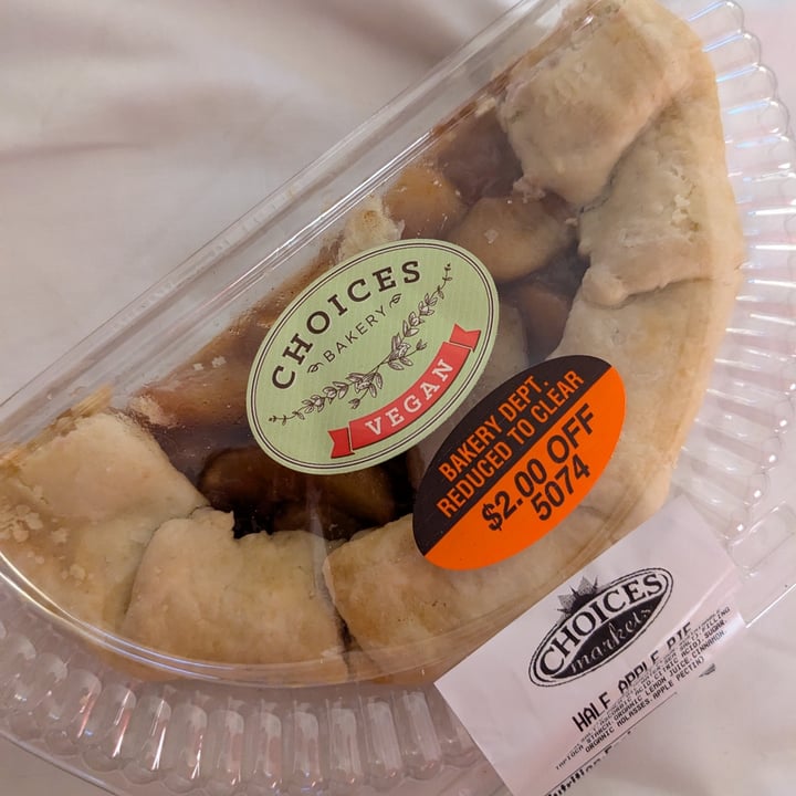 photo of Choices Bakery Apple Pie shared by @magnificentyak51 on  04 Jul 2024 - review