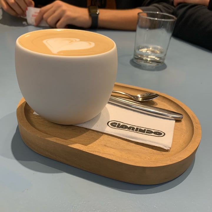 photo of Clorindo Café/Brunch Latte grande con leche de almendras shared by @sechague on  30 Aug 2025 - review