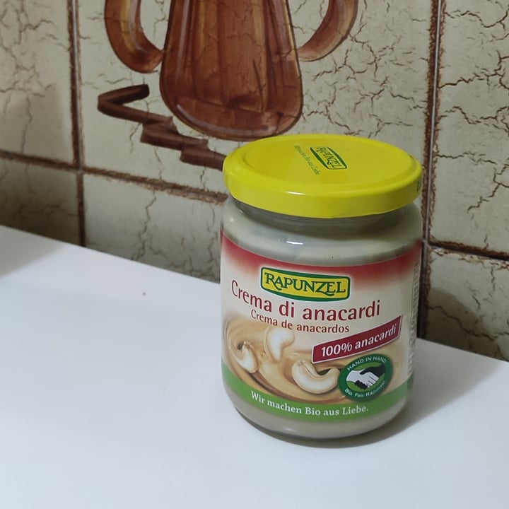 photo of Rapunzel Crema di anacardi shared by @viveregreenn on  15 May 2024 - review