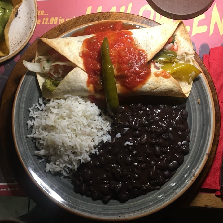 photo of Tijuana Burritos Vegan shared by @theveggienotebook on  17 May 2024 - review