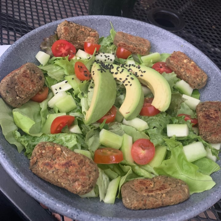 photo of Taco Green ensalada con falafel shared by @happycoconut2004 on  10 Apr 2024 - review