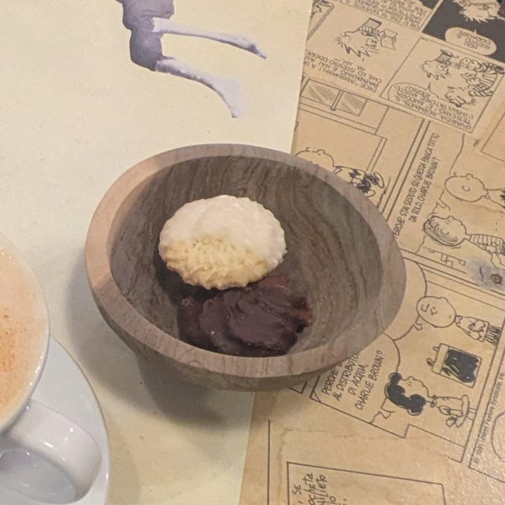 photo of La Gastronomia Veg biscotto al cioccolato shared by @omsohum on  27 Feb 2025 - review