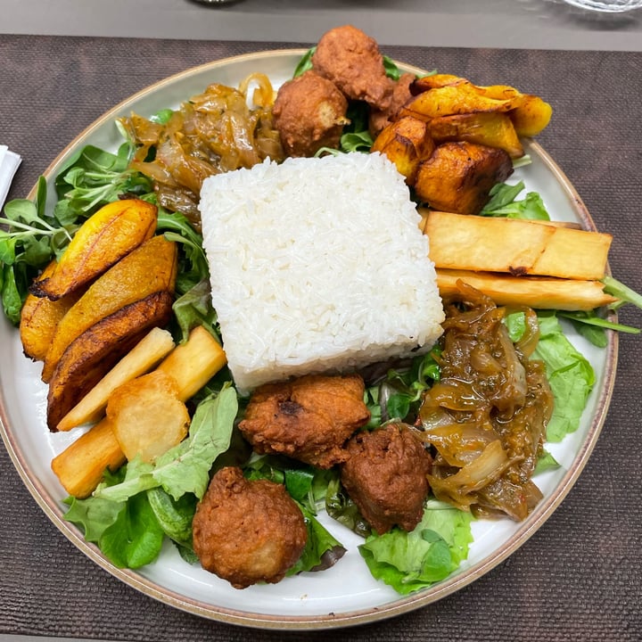 photo of Kori d'Oro Piatto Vegano shared by @sottolapellepodcast on  05 Oct 2025 - review