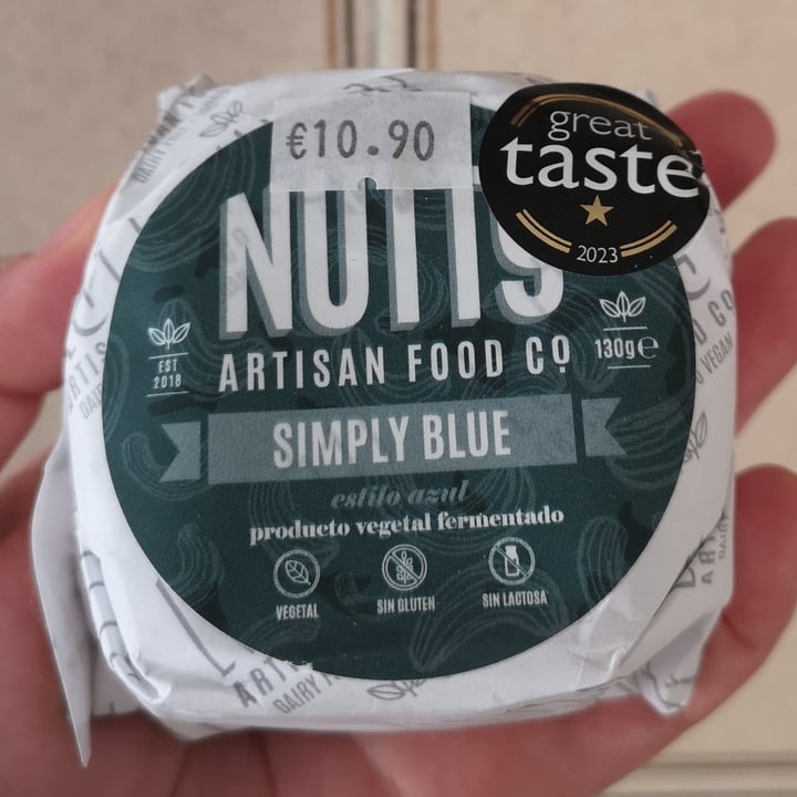 photo of Nutty Simply Blue shared by @aleveganfoodlover on  23 May 2024 - review