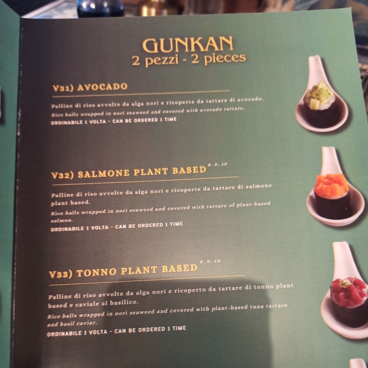 photo of Sushi Meshi Gunkan salmone plant based shared by @metalcricia on  09 Aug 2024 - review