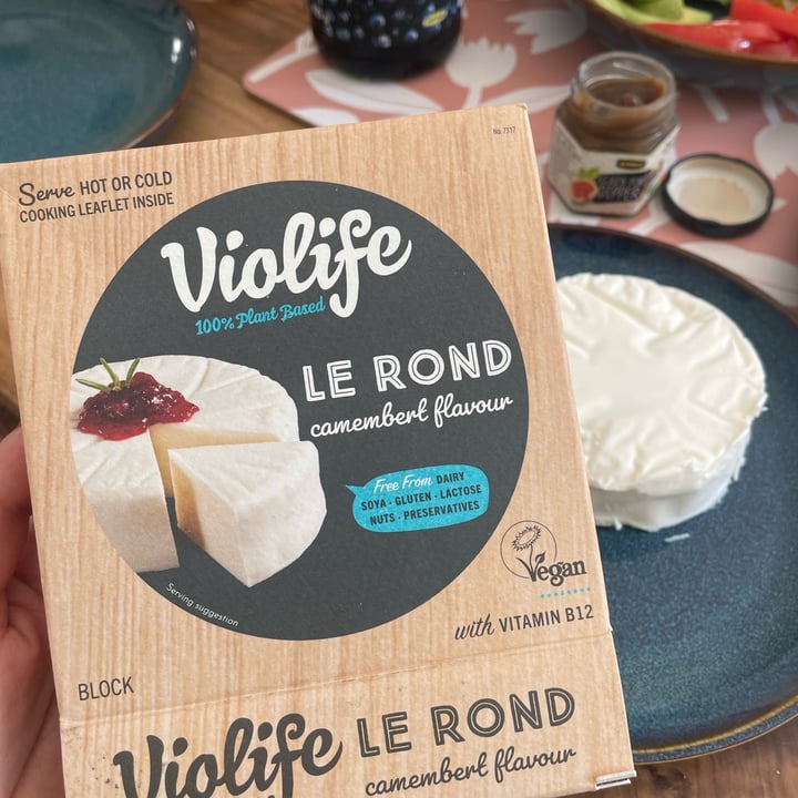 photo of Violife Le Rond Camembert flavour shared by @taz on  22 Apr 2025 - review