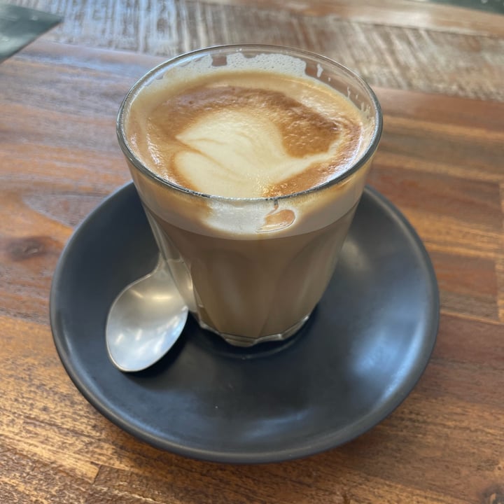 photo of Earthbound Bowra Boston Beans shared by @clairereviews on  29 Sep 2023 - review
