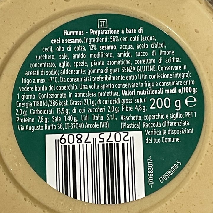 photo of Vemondo Vemondo Hummus Classico shared by @martyveg9 on  12 Apr 2025 - review