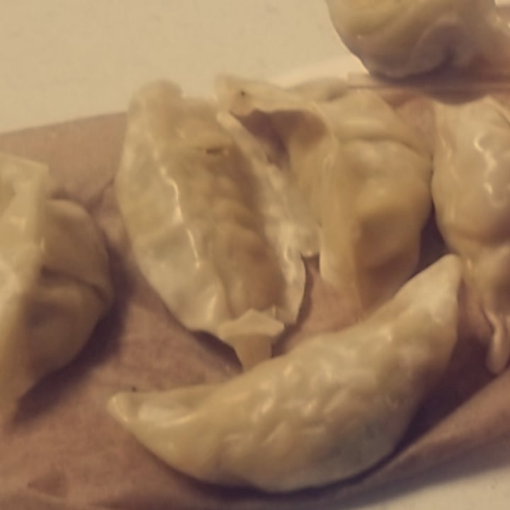 photo of Bibigo Organic Potstickers shared by @hanbanann on  04 Oct 2023 - review