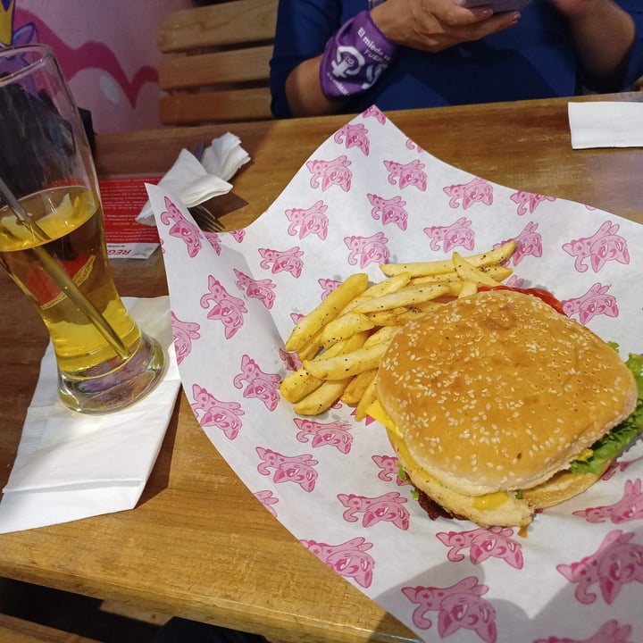 photo of 31 Gatitos Hamburguesa Vegana shared by @pegaser on  15 Apr 2024 - review