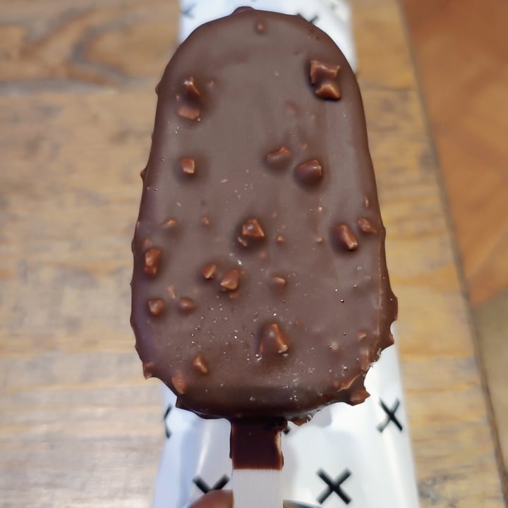 photo of NotCo Not Icecream paleta de chocolate shared by @dianiiiux on  10 Feb 2024 - review