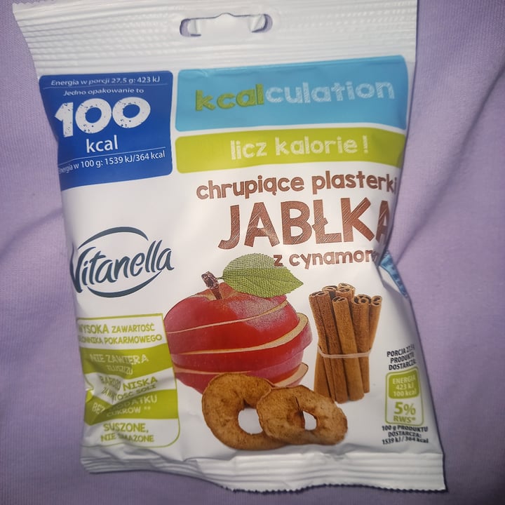 photo of Vitanella Dried apples with cinnamon shared by @catle on  10 Sep 2023 - review