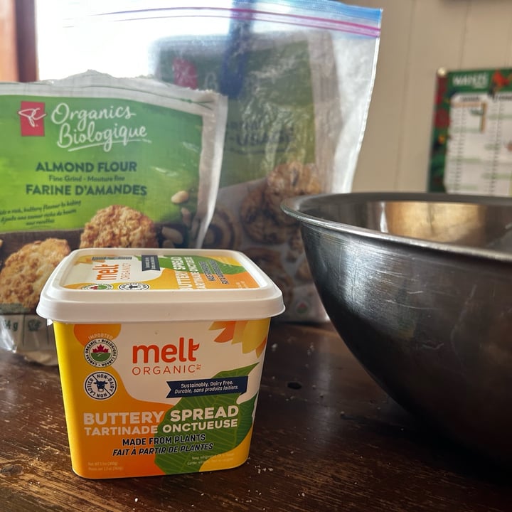 photo of Melt Organic Buttery & Creamy Spread shared by @maryanarch on  12 May 2024 - review