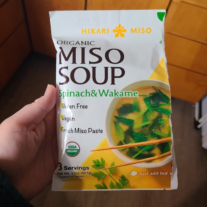 photo of Hikari Miso Organic miso soup - Spinach & Wakame shared by @sofihuasteca on  24 Apr 2024 - review