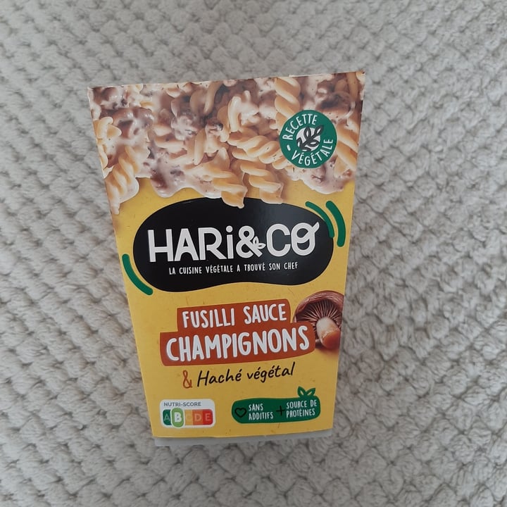 photo of Hari&Co Fusili Sauce Champignons shared by @marte on  06 May 2025 - review