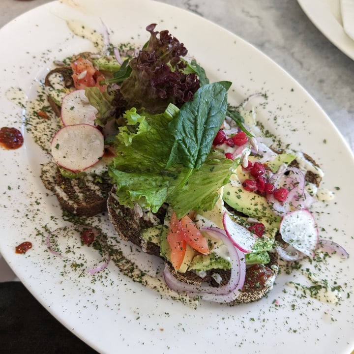 photo of Loof Avocado Toast (Bread) shared by @fancyratrescue on  04 Sep 2023 - review