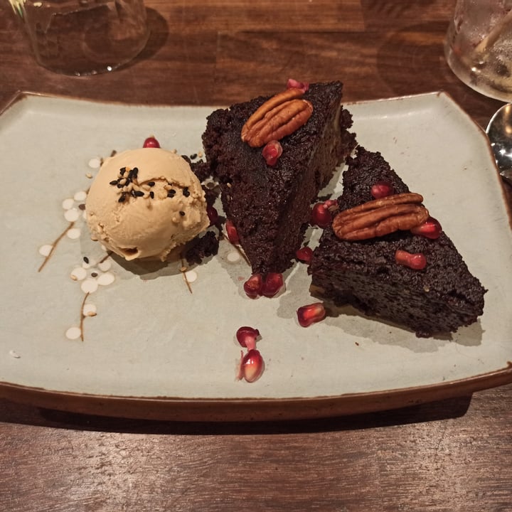 photo of Veganees Chocolate Pecan Brownie shared by @gingerica on  04 Nov 2023 - review
