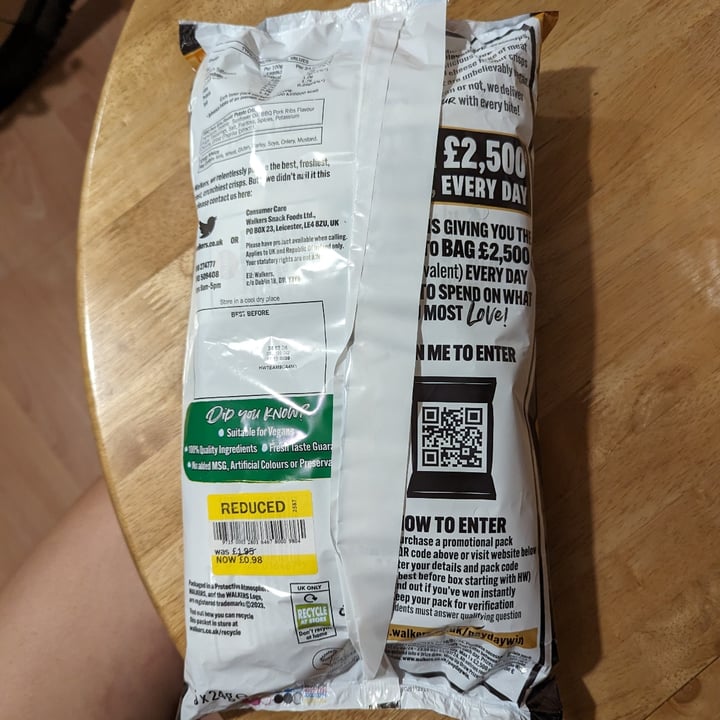 photo of Walkers Unbelievable Vegan BBQ Pork Rib Crisps shared by @katchan on  08 Feb 2024 - review