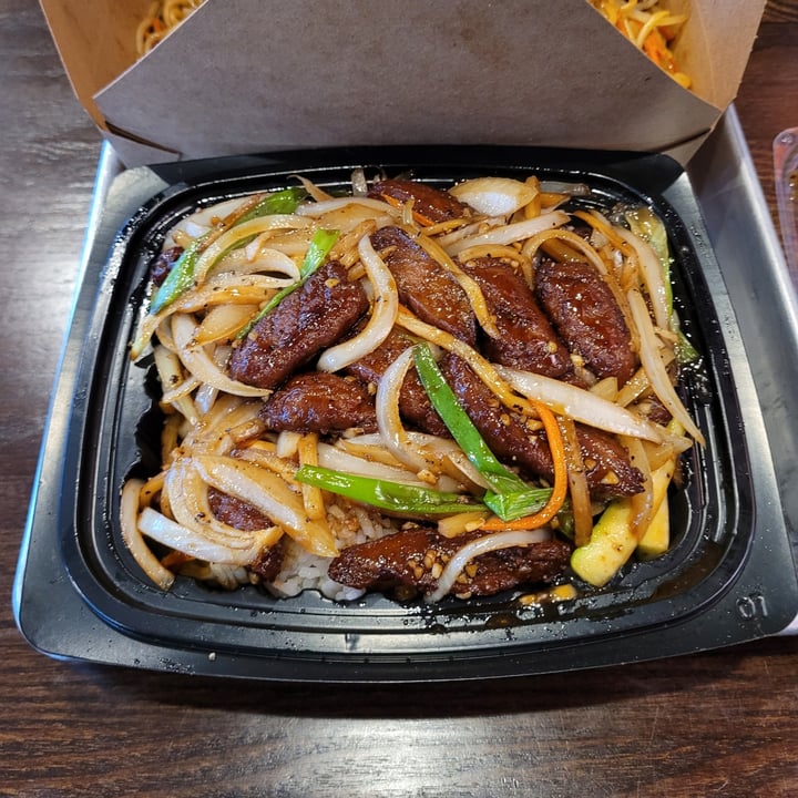 photo of V Revolution Mongolian Beef shared by @yourfriendjen on  04 Sep 2023 - review