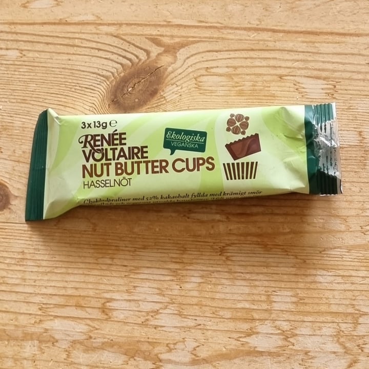 photo of Renée Voltaire Nut butter cups Hasselnöt shared by @amanada on  09 Apr 2024 - review