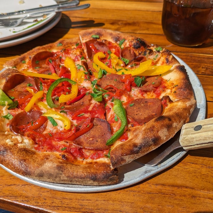 photo of Harvest Pizzeria Bexley Vegan Pepperoni & Peppers Pizza shared by @edav334 on  20 Apr 2024 - review