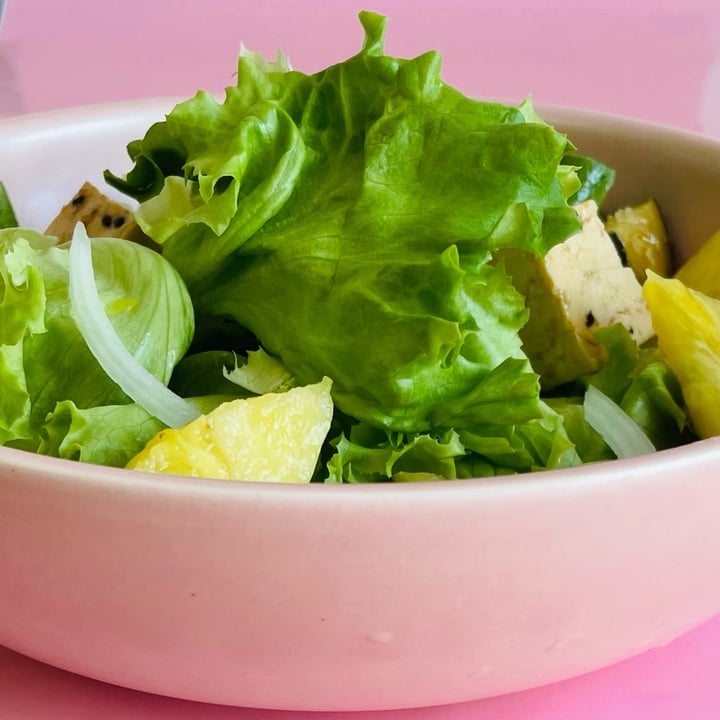 photo of Gotham Greens The Big Green Salad Mix shared by @tamiapple on  27 Apr 2025 - review