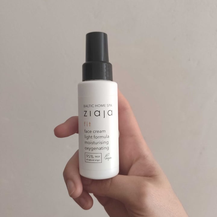 photo of Ziaja Baltic Home Spa fit shared by @lasonrisadeltrece on  08 Jul 2024 - review