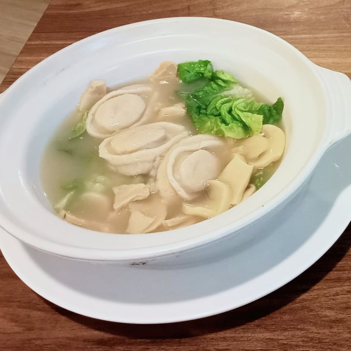 photo of YWCA Cafe Lodge Vegetarian Abalone With Vegetable Rice shared by @kismetcandle on  21 Mar 2025 - review