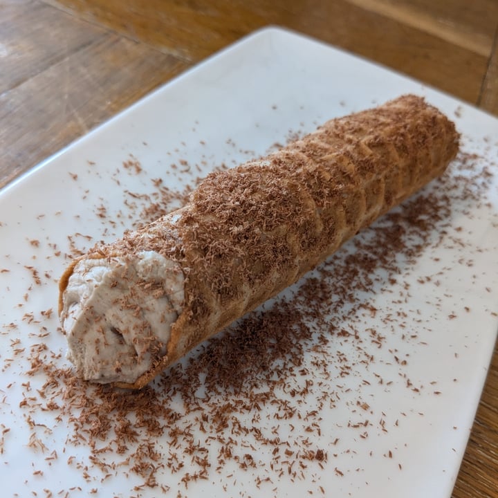 photo of Virtuous Pie Tiramisu Cannoli shared by @magnificentyak51 on  13 Jul 2024 - review