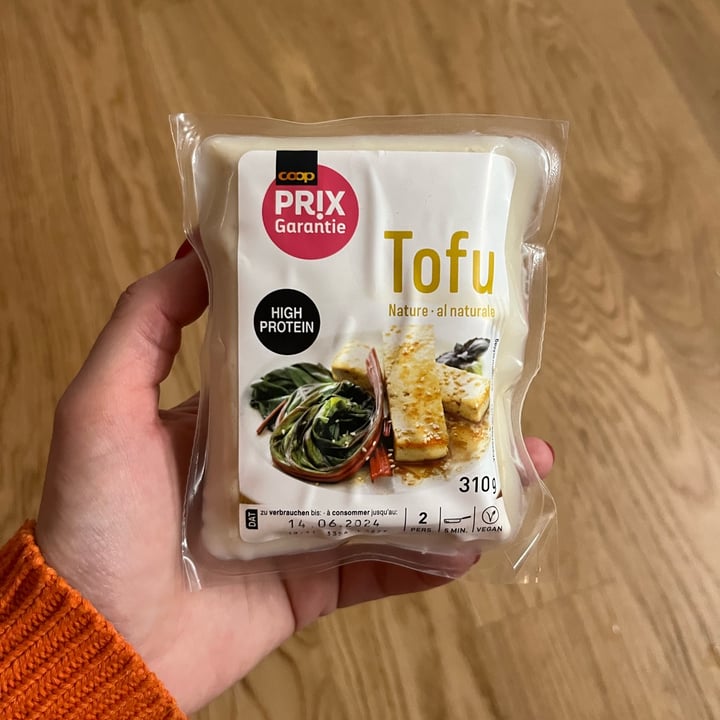 photo of Coop PRIX Garantie tofu shared by @pattini on  01 May 2024 - review