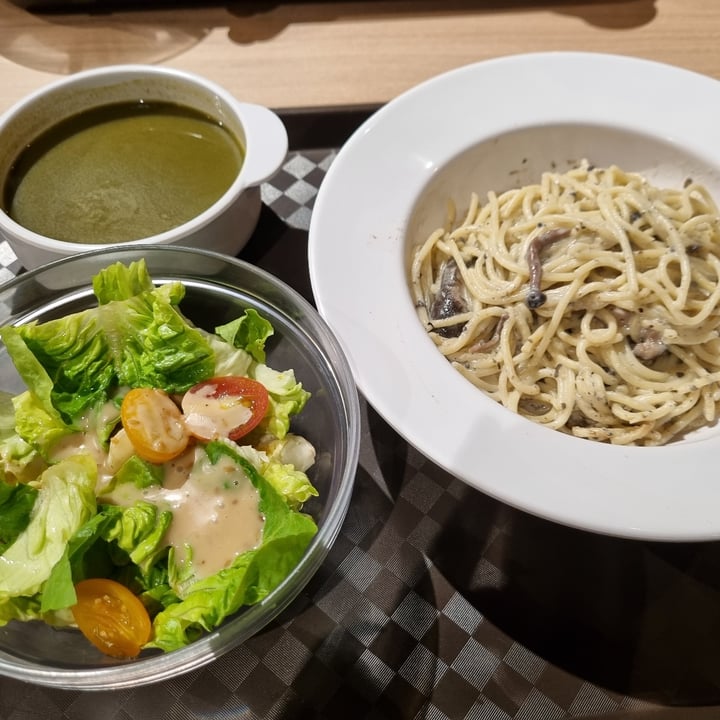 photo of Lian Xin 莲芯膳坊 Truffle Spaghetti Set shared by @imreiko on  09 Apr 2024 - review