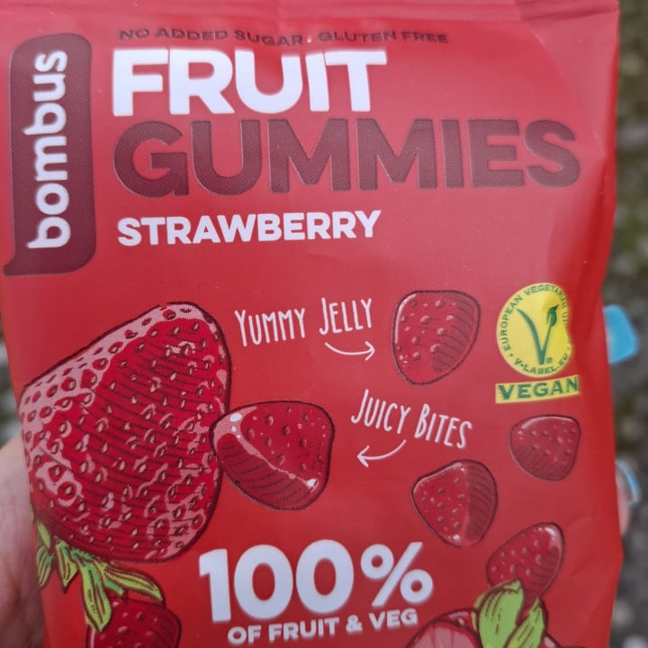 photo of bombus fruit gummies strawberry shared by @giusii on  05 Jun 2025 - review