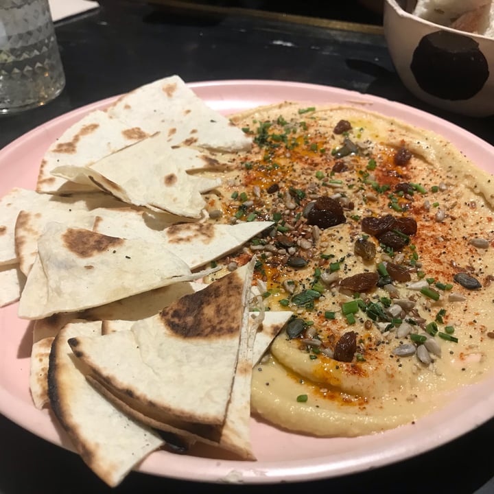 photo of Pan y Circo Hummus Libanés shared by @lordsnooks on  18 Apr 2024 - review