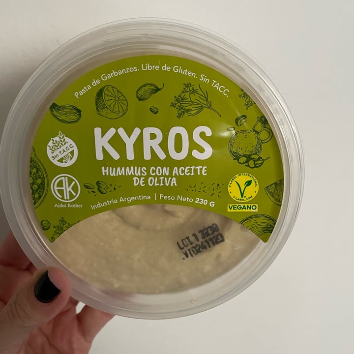 photo of Kyros Hummus con Aceite de Oliva shared by @aguuschinita on  03 Sep 2023 - review