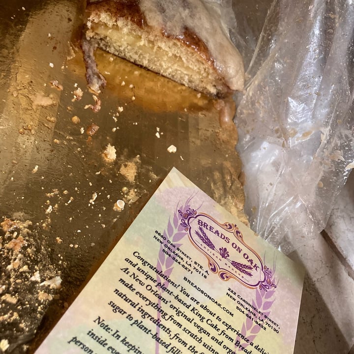 photo of Breads On Oak King cake filled with cream shared by @lion1518 on  16 Jul 2025 - review