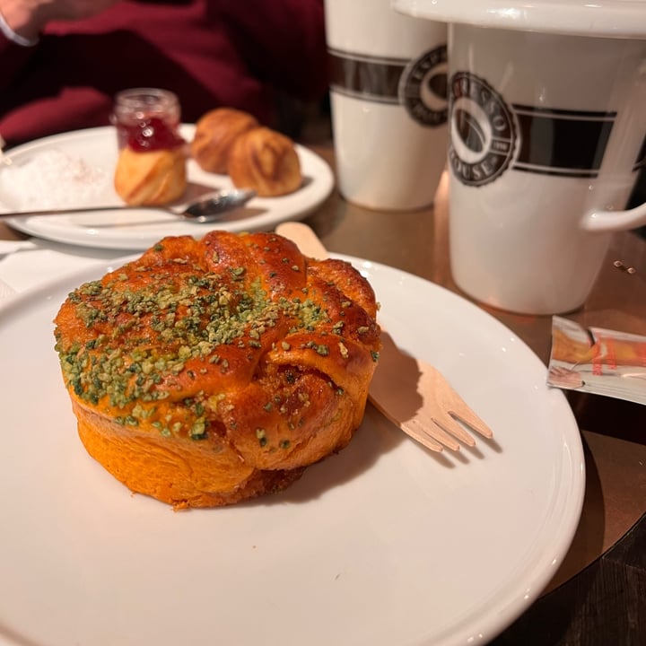 photo of Espresso House Pumpkin Bread shared by @seitansistah on  11 Dec 2024 - review