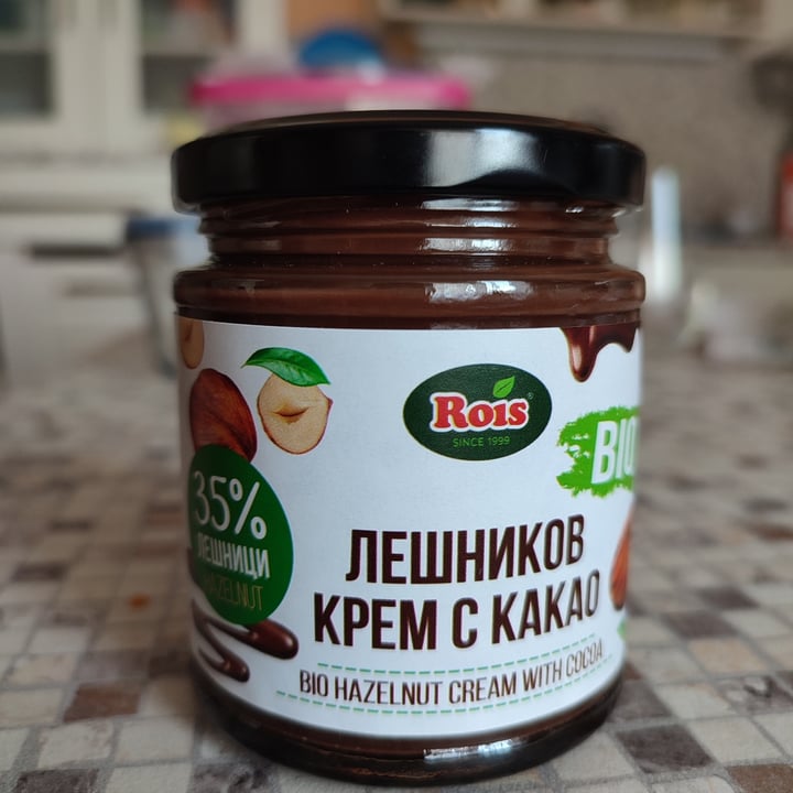 photo of Rois Hazelnut cocoa spread shared by @flouredfingers on  22 Apr 2024 - review