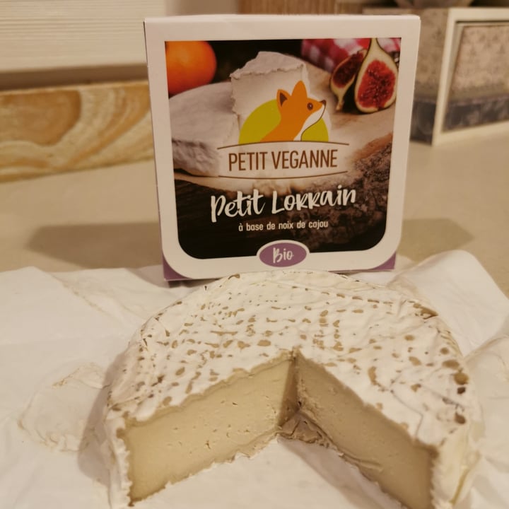 photo of Petit veganne Petit lorrain shared by @lindatheweirda on  08 Nov 2023 - review