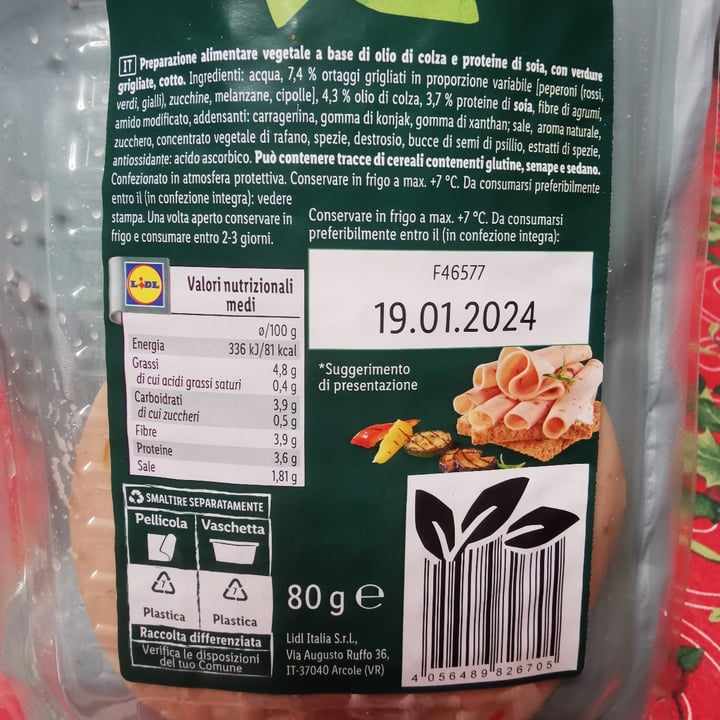 photo of Vemondo Vegan Cold Cuts With Grilled Vegetables shared by @posataverde on  06 Jan 2024 - review