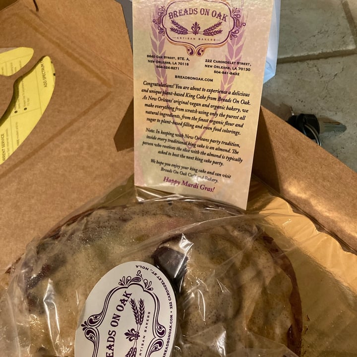 photo of Breads On Oak King cake filled with cream shared by @lion1518 on  16 Jul 2025 - review